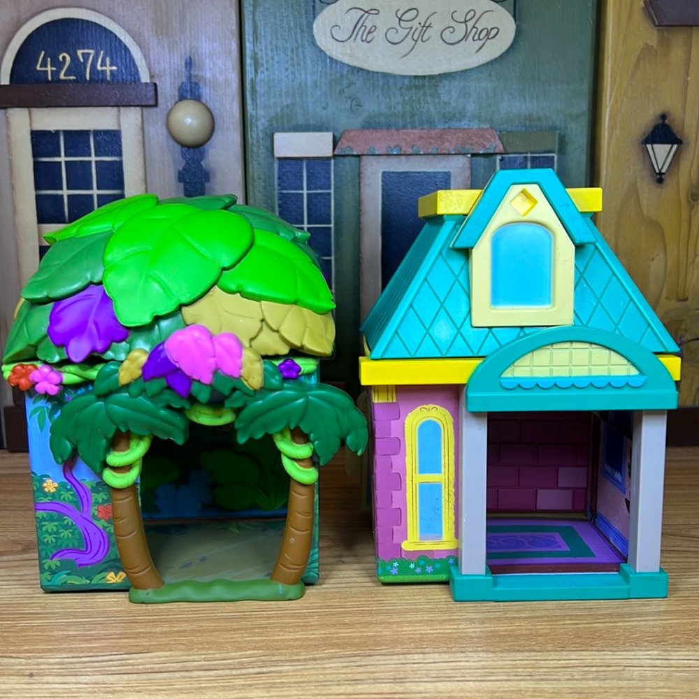 Lot of 2 Disney Furrytale Friends Starter Home Playsets W 5.5" x H 4"